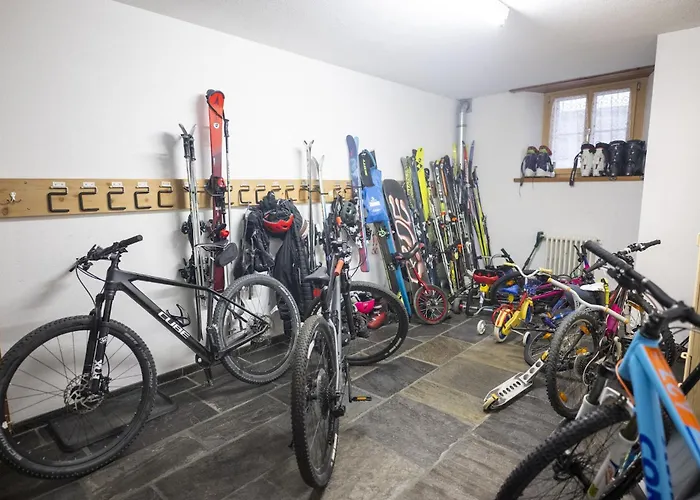 Chasa Bugliet Apartman *